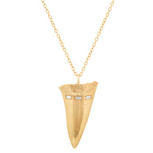 Load image into Gallery viewer, Elisabeth Bell Mako Tooth Necklace