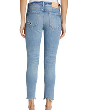 Load image into Gallery viewer, Moussy Depew Skinny Jeans
