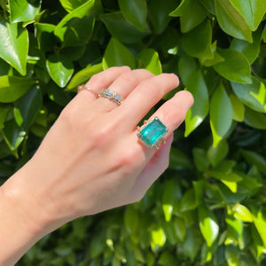 Elisabeth Bell Aura Emerald Ring