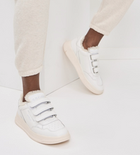 Load image into Gallery viewer, Ghōud Tweener Shearling Sneaker - White
