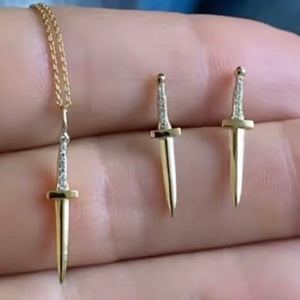 Dru Jewelry 14k Gold/ Diamond Baby Dagger Necklace