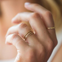 Load image into Gallery viewer, 14k Gold Chain Ring
